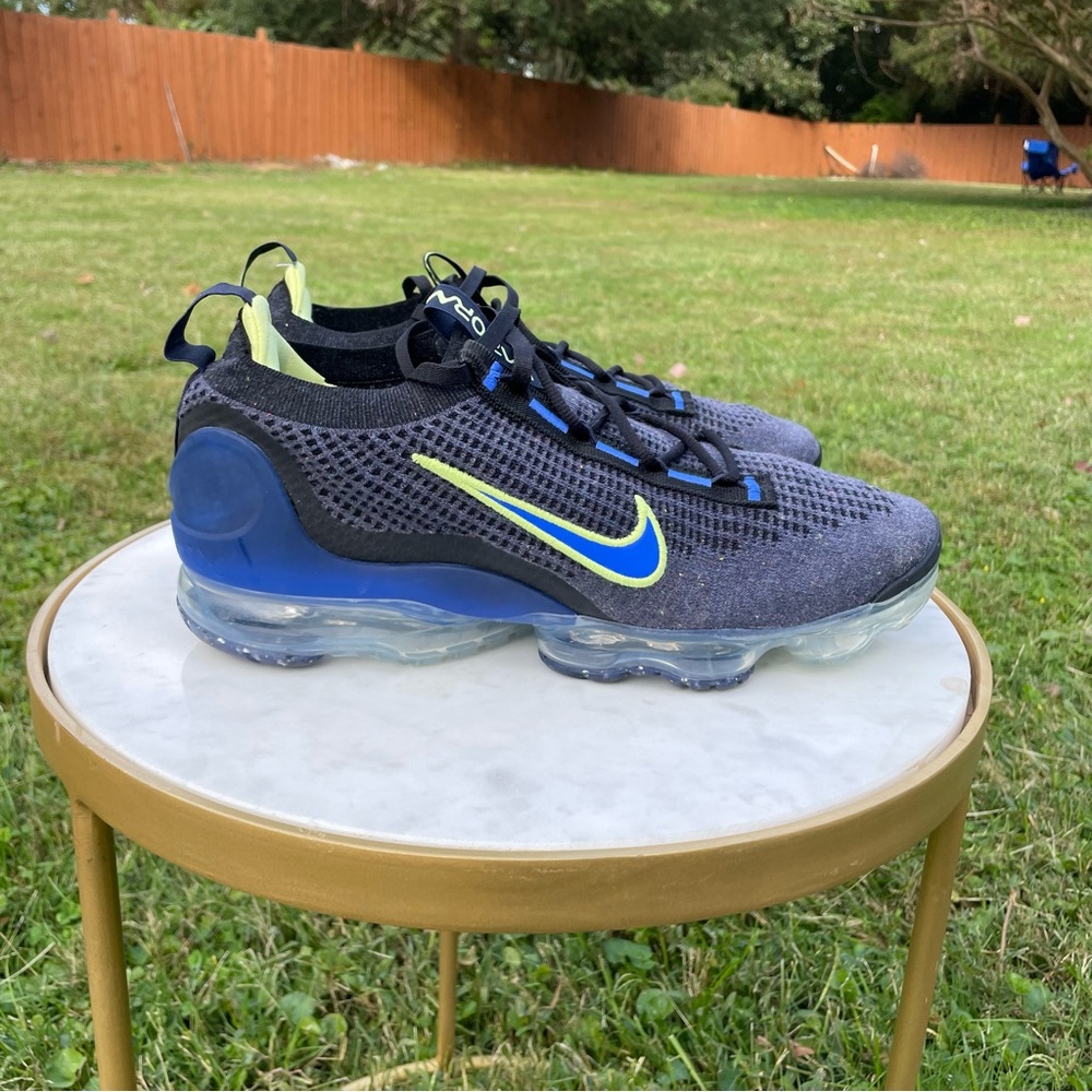 Nike Vapormax DH4085-400 men’s size 11